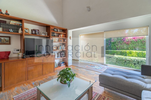 Jurica, Casa En Venta En La Mejor Calle