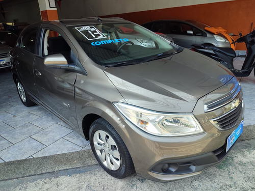 Chevrolet Onix HATCH LT 1.0 8V FlexPower 5p Mec.