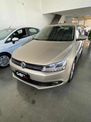 Volkswagen Vento 2.0 Luxury I 140cv 2013