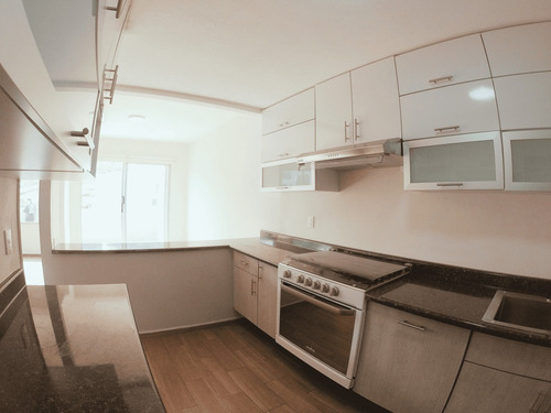 Imagen 2 de 9 de Hermosa Casa En Puerta Del Sol, Bosque Real