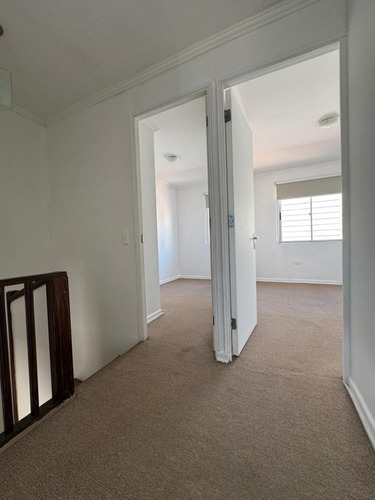 Arriendo Casa 3 Dormitorios Excelente Ubicación En Sta Cruz
