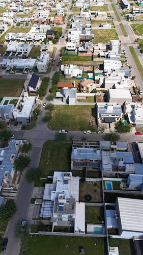 Venta De Terreno En Docta Primera Etapa. Esquina Apto 3 Unid