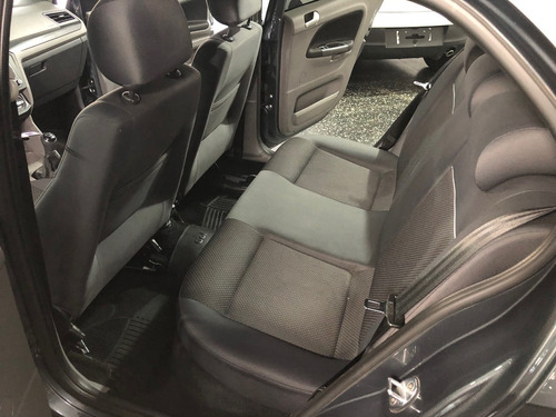 Imagen 12 de 15 de Volkswagen Gol Trend