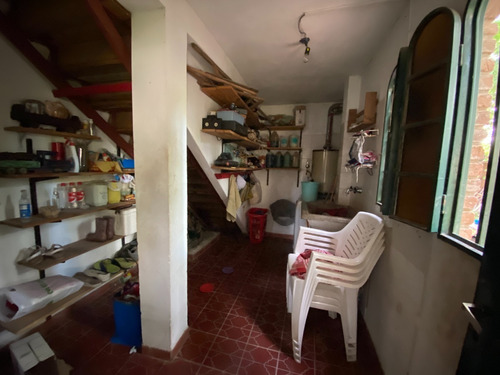 En Venta Casa Sobre Con Dos Lotes