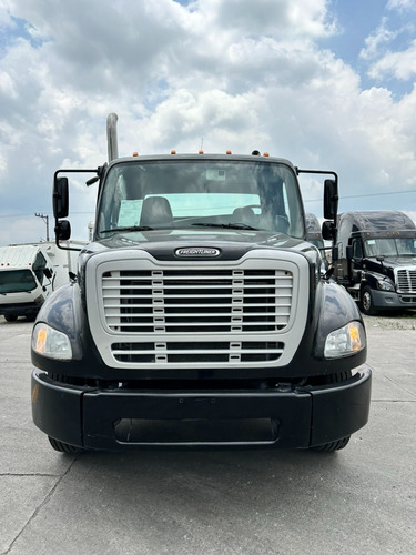 Camión Freightliner M2 2016 Nacional Torton Rabon