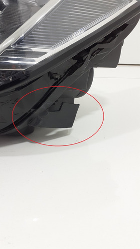 Farol Esquerdo Full Led Jetta 19/22 (recuperado) (Usado)