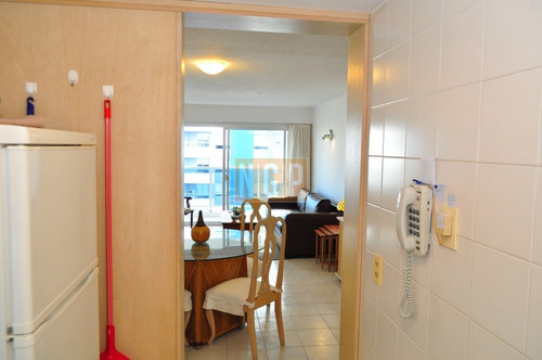 Imagen 13 de 25 de Apartamento En Brava, 1 Dormitorios