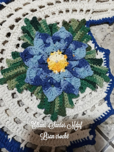 Jogo De Banheiro Em Crochê Espiral Cru Flor Azul