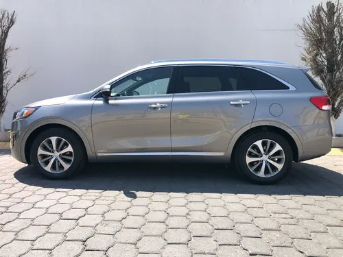Kia Sorento 3.3L Sxl Awd At