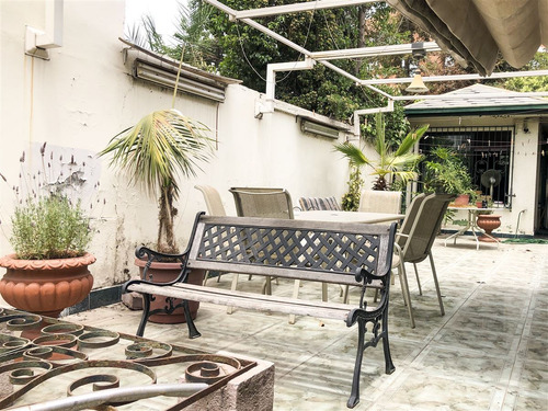 Casa En Venta De 5 Dorm. Luis Pasteur / Joaquín Cerda