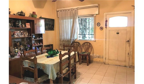 Imagen 21 de 25 de Dos Casas Multifamiliar La Tablada Bolivar Al 4500