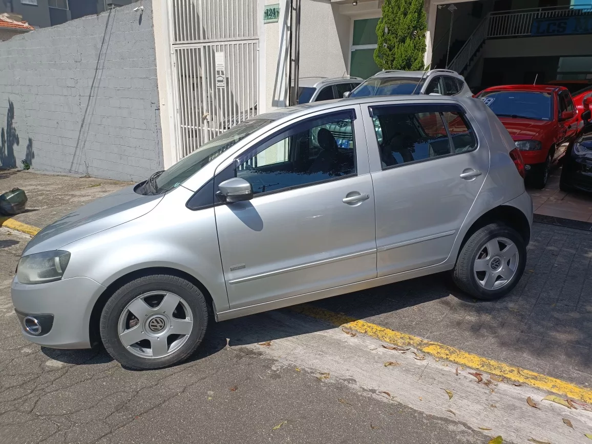 Volkswagen Fox 1.6 Vht Trend Total Flex 5p