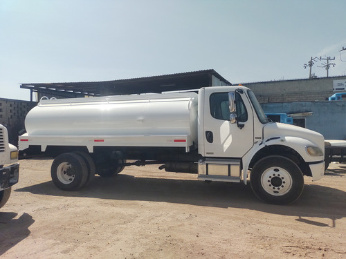 Freightliner M2 Pipa Rabón 2011
