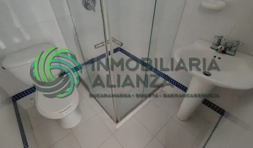 Apartamento En Arriendo En Antonia Santos Centro. Cod A16968