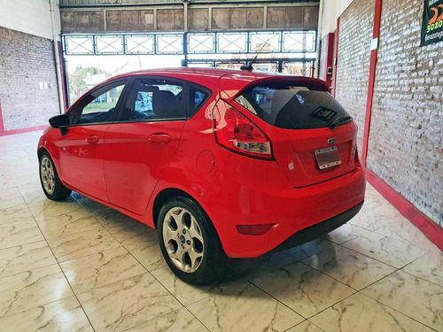 Imagen 3 de 15 de Ford Fiesta Kinetic Design 1.6 Design 120cv Titanium 2012