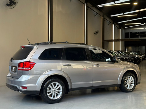 Dodge Journey 3.6 SXT V6 GASOLINA 4P AUTOMÁTICO