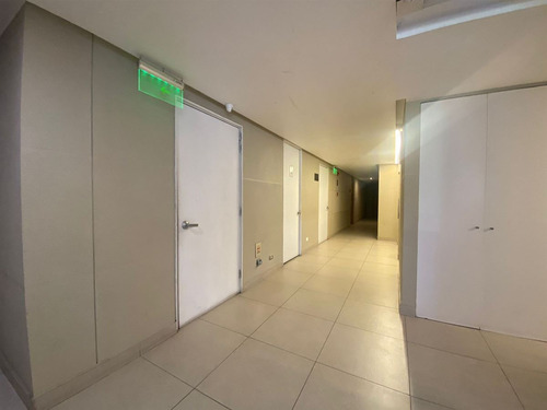 Departamento En Venta De 2 Dorm. En Independencia