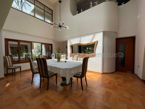 Casa Quinta En Venta Con Piscina Planta Eléctrica Excelente Distribución Cocina Empotrada Seguridad Dos Niveles Nela 24-21124