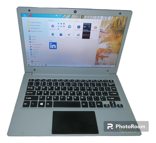 Notebook Ultra Thin A4 4gb, 32gb 11.6 Win. 10 Webcam