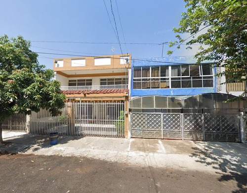 Casa Con Ubicación Excelente En Lomas De San Pedro, Guad. Jal. Arf