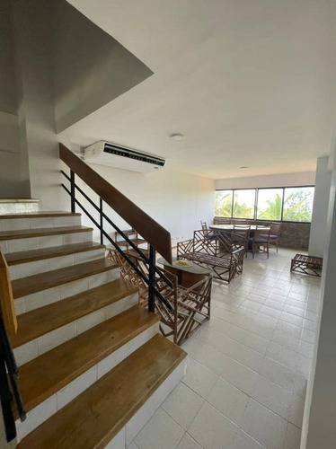 Imagen 15 de 25 de Liliana Martinez Remax Apartamento Residencias Nautilus Palace, Tucacas Cd 10458