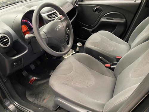Imagen 11 de 11 de Chery Chery Qq 2018 1.0 Confort Security