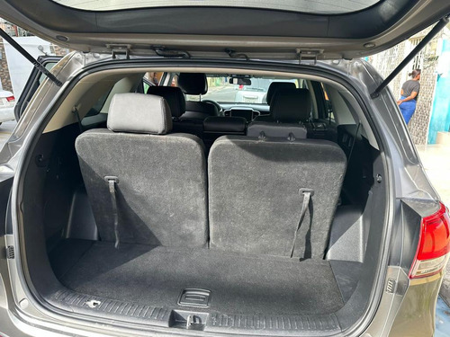 Imagen 10 de 15 de Kia Sorento Sorento Xl