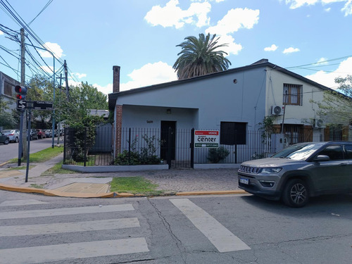 Casa En Ph Totalmente Independiente En Esquina Todo En Una
