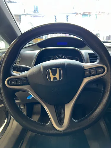 Honda Civic 1.8 Ex 4 p