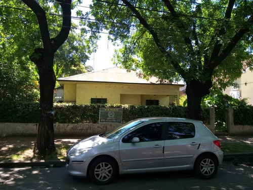Imagen 9 de 25 de Chalet 3 Amb Amplio A Reciclar- Lote 880 M2 - V.ballester