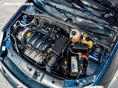 Imagen 16 de 25 de Renault Symbol Privilege 1.6 Extra Full | Permuta / Financia