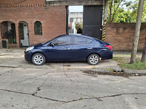 Nissan Versa 1.6 Advance At