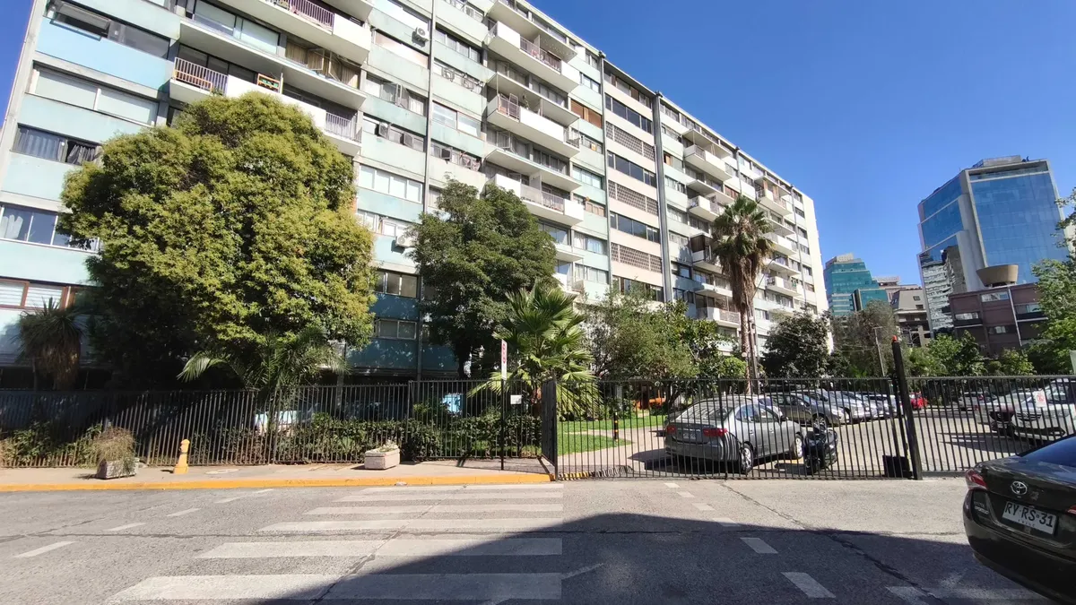 Imagen 1 de 24 de Duplex Luminoso Hogar Con Vista A Jardín (173179)