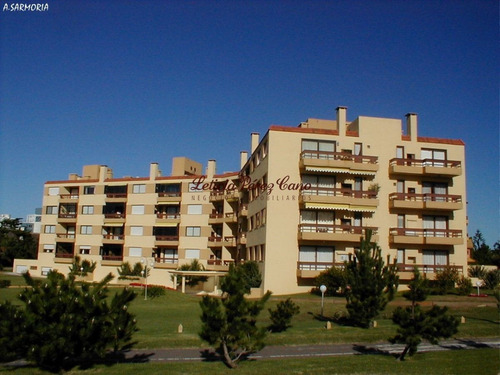 Imagen 30 de 30 de Venta Apartamento 1 Dormitorio Y Medio En Playa Brava