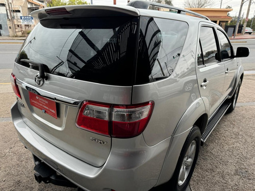 Toyota SW4 3.0 I Srv C/cuero 4x4 (2009)