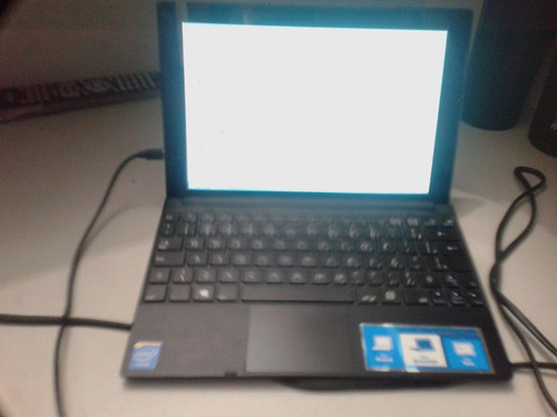 Netbook 2 Em 1 F10-30 Intel Atom 16gb Hdmi Webcam Windows 8