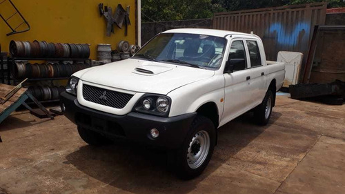 Mitsubishi L200 4x4 Diesel Ano 2010