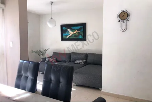 Casa En Venta En Cerrada Azor, Palma Real, Sector Viñedos