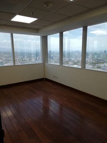 Imagen 12 de 14 de Oficina Amplia Con Vista En Renta En Wtc, Col. Nápoles. Cuenta Con 4 Espacios Independientes Mas Área De Coworkig. 95.43 M2
