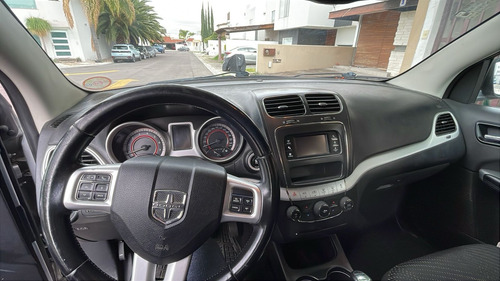 Dodge Journey 2.4 Sxt 7 Pas. At