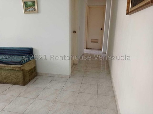 Imagen 4 de 10 de Oficina En Alquiler El Marques 22-6144 Renta House Los Samanes