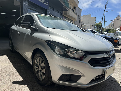 Chevrolet Onix plus 1.4 Black Edition