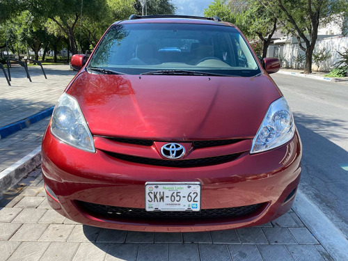 Imagen 6 de 15 de Toyota Sienna 2007 3.5 Ce At