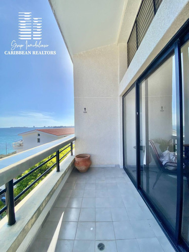 En Venta Penthouse Con Hermosa Vista Al Mar En El Conj Resd La Balandra, Pampatar