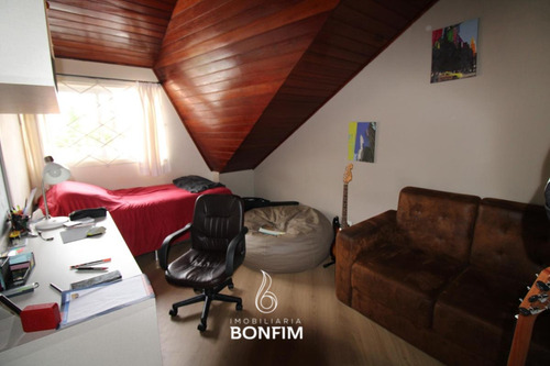 Imagem 15 de 28 de Sobrado Em Condomínio Com 4 Dormitórios À Venda Com 200m² Por R$ 849.000,00 No Bairro Guabirotuba - Curitiba / Pr - Sob0148