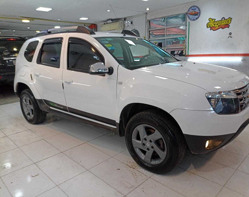 Imagen 2 de 10 de Renault Duster 2.0 4x4 Luxe Nav 138cv Gnc 2014