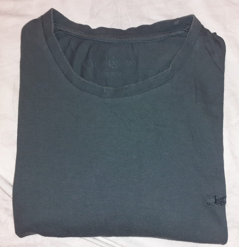 Remera Legacy Color Gris Oscuro. Large . Oferta Imperdible 