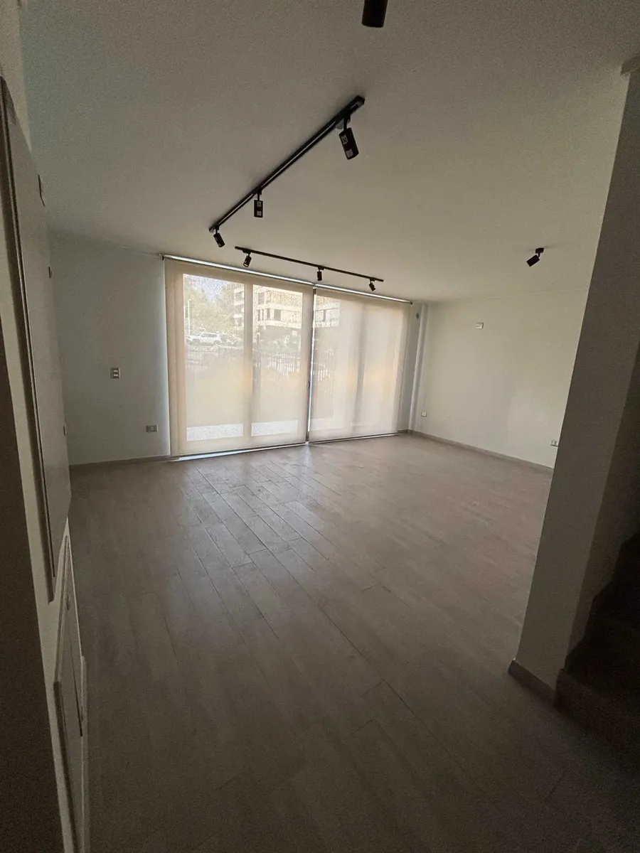 Imagen 2 de 23 de Maravilloso Duplex 3d3b 1e+patio, Las Pircas (161935)
