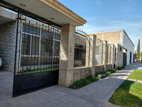 Casa En Venta En Torreon Jardin