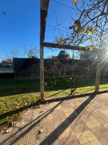 Venta Casa 2 Dormitorios Estación La Floresta Con Cochera